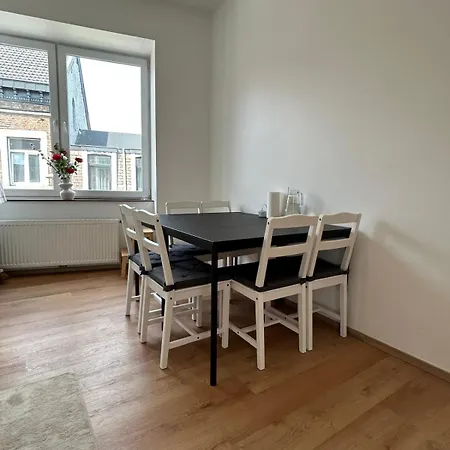 De Luxe Tokyo A Sale De Bain Privee Check In Autonome Cuisine Partagee Pensjonat