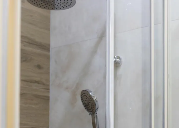 De Luxe Tokyo A Sale De Bain Privee Check In Autonome Cuisine Partagee 3*